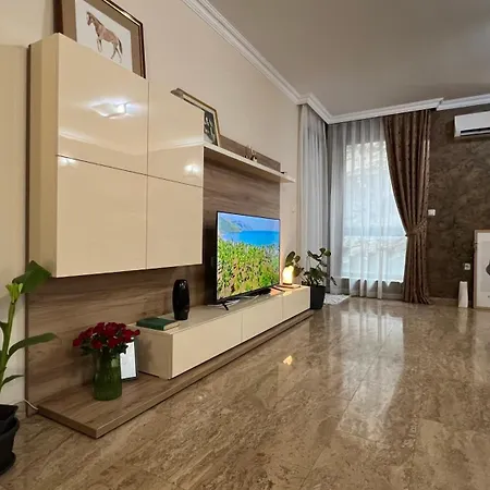 Chic Luxury Escape Close To Kapana Area Daire Filibe