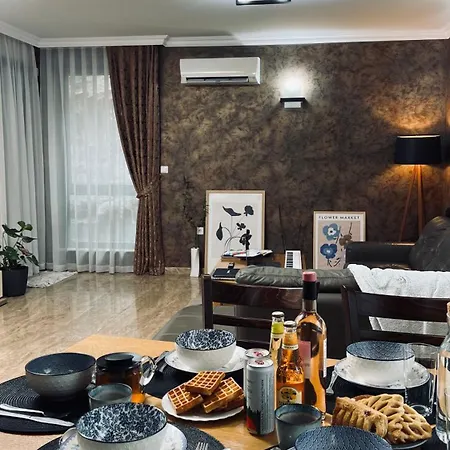 Chic Luxury Escape Close To Kapana Area Daire Filibe