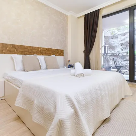 Daire Chic Luxury Escape Close To Kapana Area *